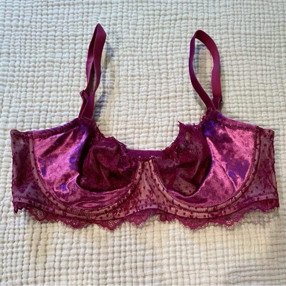 Victoria's Secret Dream Angels Push-Up W/O Padding Bra 34D Velvet Fuchsia Pink - Picture 2 of 14